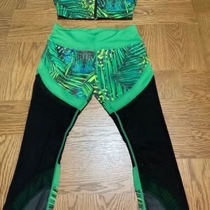 Women’s Locker Reflex Carnival Print Top Bra Yoga Legging Tights Set Small